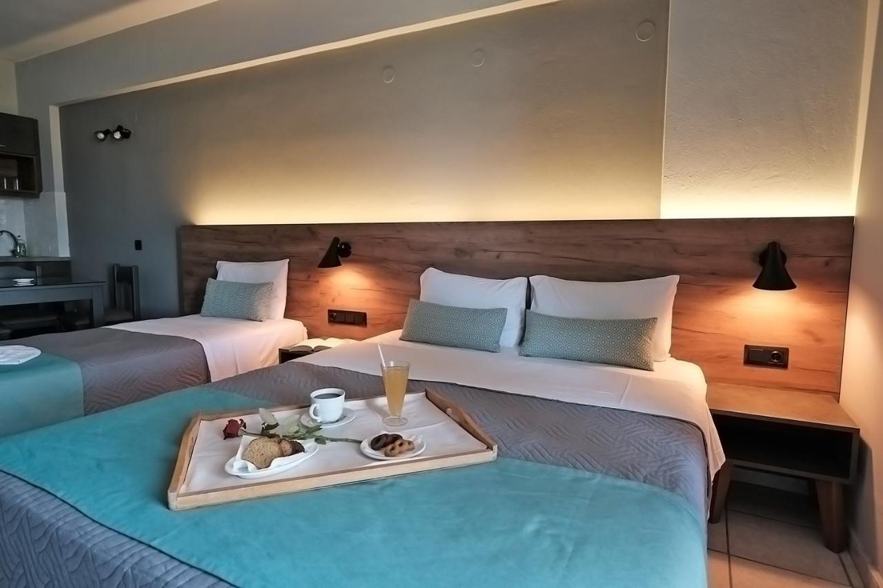 Poledas Apartments เยโอริยิอูโปลิส ภายนอก รูปภาพ